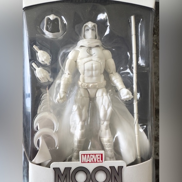 Hasbro Marvel Legends Moon Knight 6” Action Figure Walgreens Exclusive 2020 NEW - Picture 2 of 10
